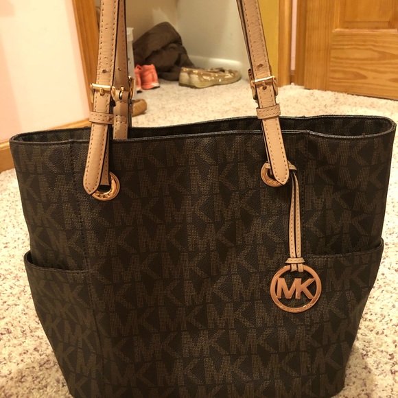 Michael Kors signature logo jet set tote purse - Picture 1 of 3
